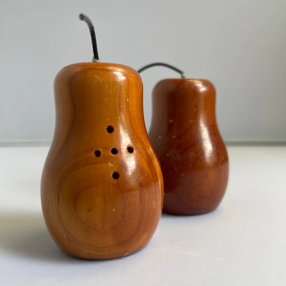 Pair Vintage Wood‎ Salt & Pepper Shakers